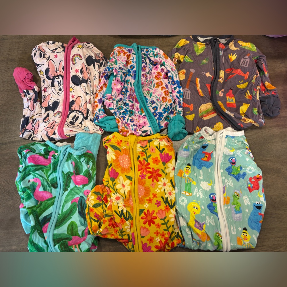 7 Little sleepies 3-6 bundle